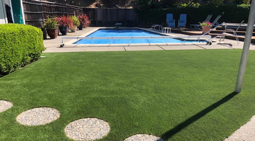 How To Install Artificial Grass Around Step Stone Path In San Diego?